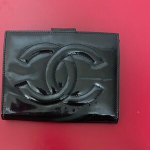 CHANEL Glossy Black Leather Wallet authentic with COA